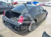 2018 Chrysler 300 фото