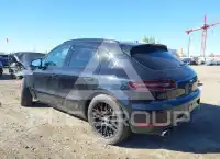 2018 Porsche MACAN photo