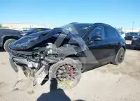 2018 Porsche MACAN photo