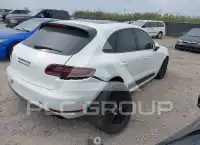 2018 Porsche MACAN photo