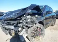 2018 Porsche MACAN photo