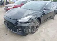 2018 Tesla Model 3 фото