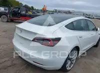 2018 Tesla Model 3 photo