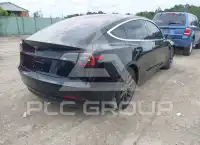 2018 Tesla Model 3 фото