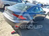 2018 Lexus IS300 фото
