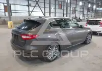 2018 Maserati LEVANTE фото