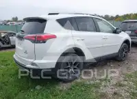 2018 Toyota RAV4 photo