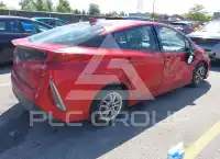 2018 Toyota PRIUS фото