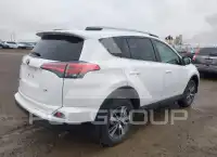 2018 Toyota RAV4 photo