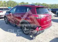 2018 Toyota RAV4 фото