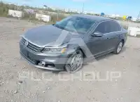 2018 Volkswagen Passat фото