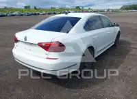 2018 Volkswagen PASSAT фото