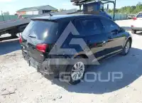 2018 Volkswagen GOLF photo