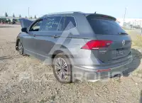 2018 Volkswagen Tiguan photo