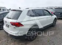2018 Volkswagen Tiguan photo