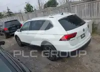 2018 Volkswagen Tiguan photo