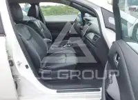 2019 Nissan LEAF photo