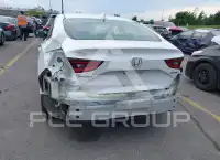 2019 Honda INSIGHT photo