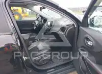 2019 Jeep CHEROKEE фото