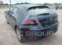 2019 Mazda 3 photo