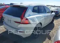 2019 Volvo XC60 фото