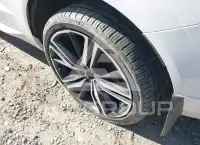 2019 Volvo XC60 фото