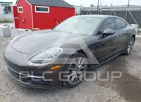 2019 Porsche Panamera photo