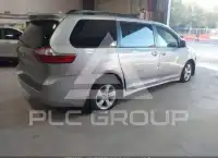 2019 Toyota SIENNA фото