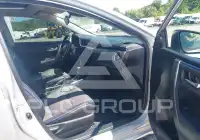 2019 Toyota COROLLA фото