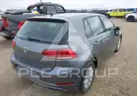 2019 Volkswagen GOLF photo