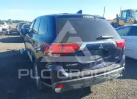 2020 Mitsubishi OUTLANDER photo