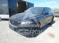 2020 Jaguar F-PACE фото