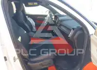 2020 Volvo XC40 фото