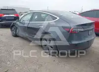 2020 Tesla MODEL 3 фото