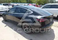 2020 Tesla MODEL 3 фото