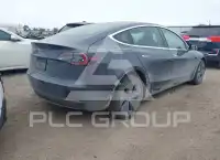 2020 Tesla MODEL 3 фото