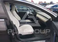 2020 Tesla Model 3 фото
