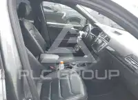 2020 Volkswagen Tiguan photo