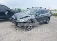 2020 Volkswagen Tiguan photo