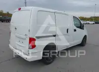 2021 Nissan NV 200 фото