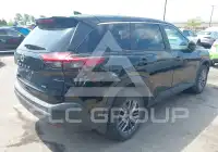 2021 Nissan ROGUE photo
