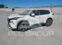 2021 Nissan ROGUE photo