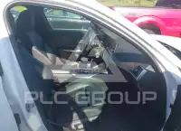 2021 BMW 330 фото
