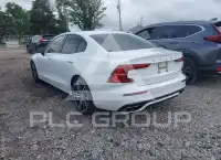 2021 Volvo S60 фото