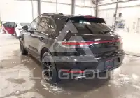 2021 Porsche MACAN photo