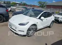 2021 Tesla Model Y фото