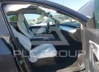 2021 Tesla Model Y фото