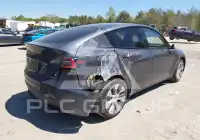 2021 Tesla Model Y photo