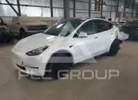 2021 Tesla Model Y photo