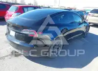 2021 Tesla MODEL 3 фото
